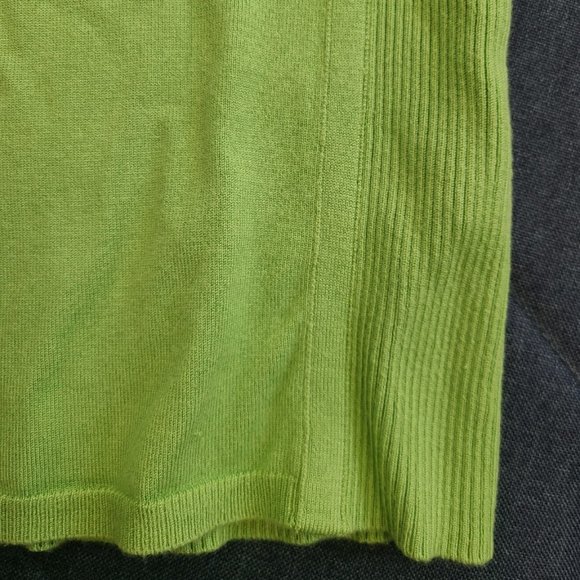 pre-owned short sleeves turtle neck rib texture sweater top (size small) - Picture 3 of 7